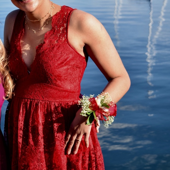 Red lace Prom Dress - Picture 3 of 3